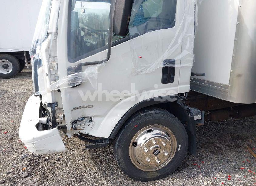 Photo 11 of 2016 Chevrolet 4500 LCF GAS (VIN 54DCDW1B7GS814192)