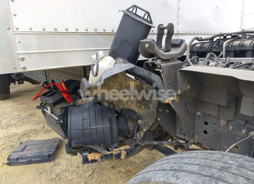 Photo 15 of 2022 Isuzu Nrr (VIN 54DE5W1L0NSR02786)