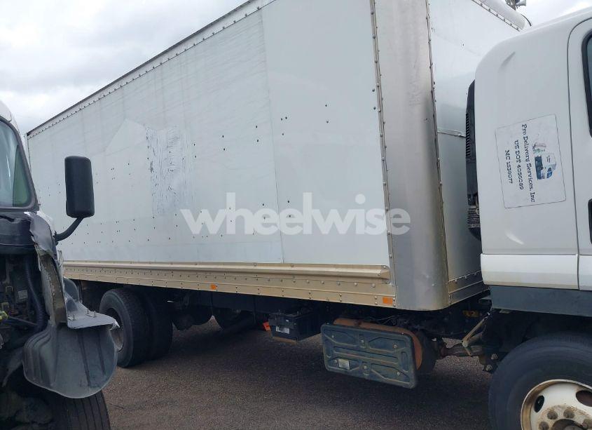 Photo 12 of 2018 Isuzu Ftr N/A (VIN 54DK6S162JSG01534)