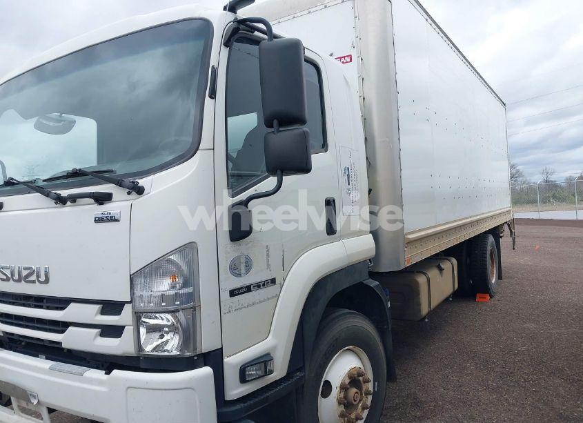 Photo 2 of 2018 Isuzu Ftr N/A (VIN 54DK6S162JSG01534)