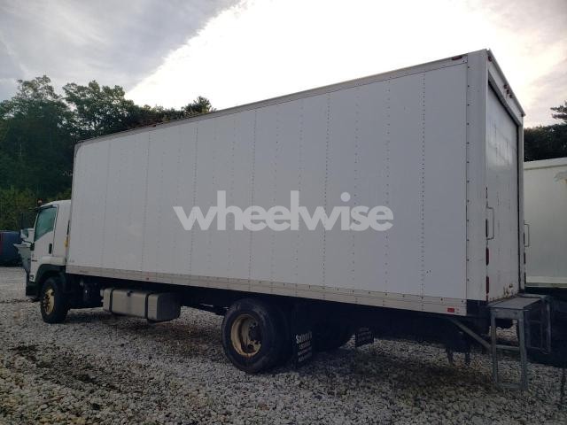 Photo 3 of 2018 ISUZU FTR N/A (VIN 54DK6S167JSG00962)