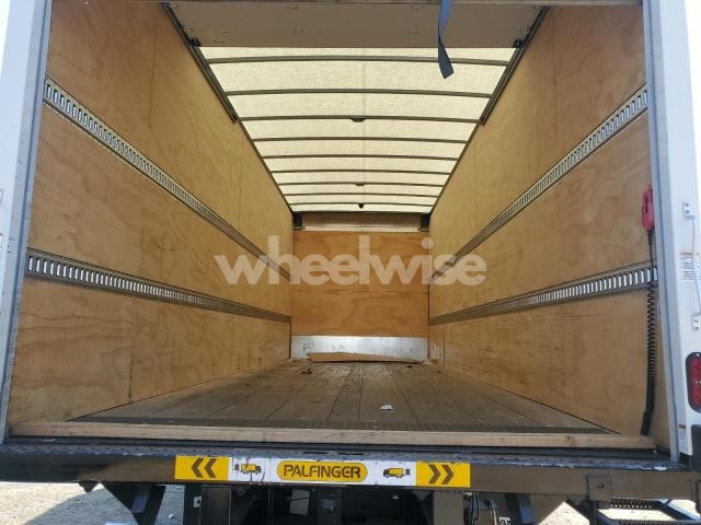 Photo 2 of 2024 ISUZU FTR N/A (VIN 54DK6S1F5RSA02221)