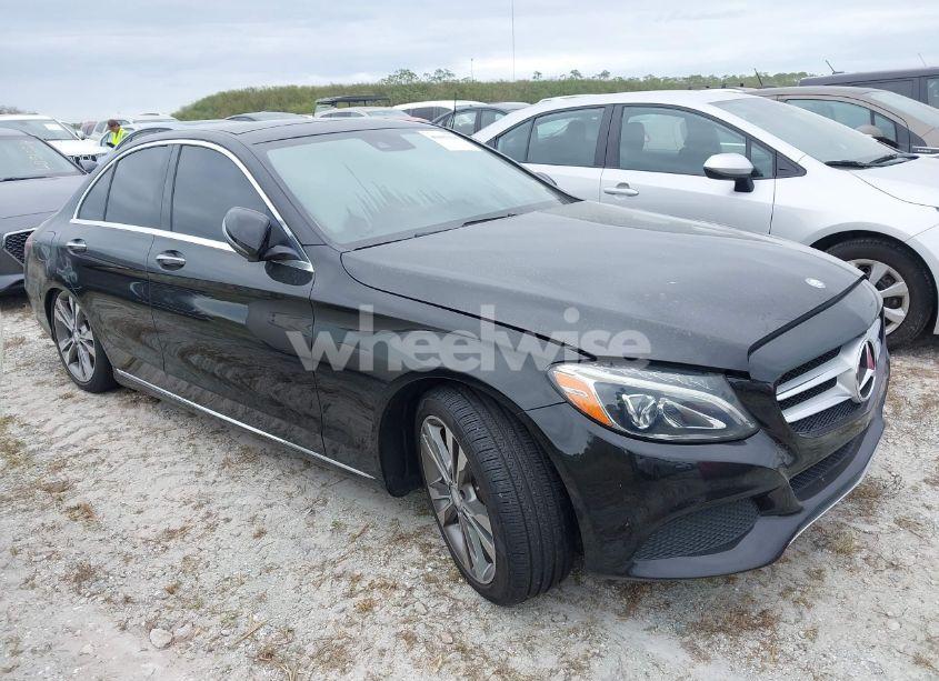 2016 Mercedes-benz C 350E LUXURY (VIN 55SWF4HB7GU152034) main photo