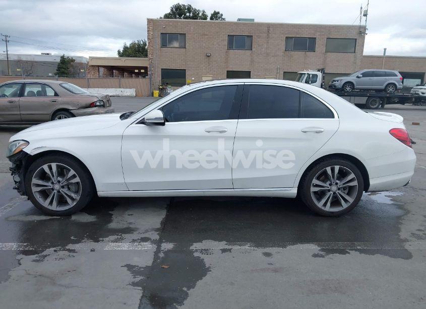 Photo 15 of 2016 Mercedes-benz C 350E LUXURY (VIN 55SWF4HB8GU160644)