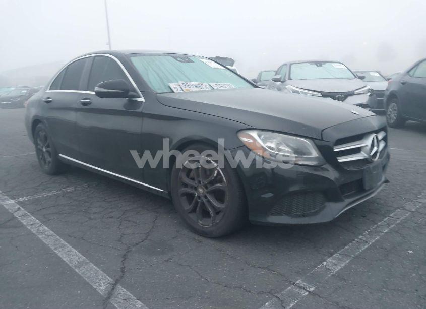 2016 Mercedes-benz C 300 LUXURY/SPORT (VIN 55SWF4JB0GU150104) main photo