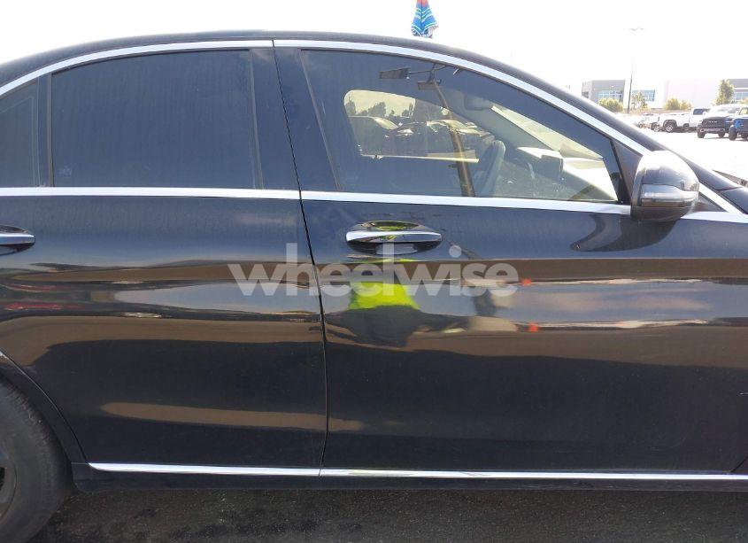 Photo 13 of 2016 Mercedes-benz C 300 LUXURY/SPORT (VIN 55SWF4JB0GU150104)