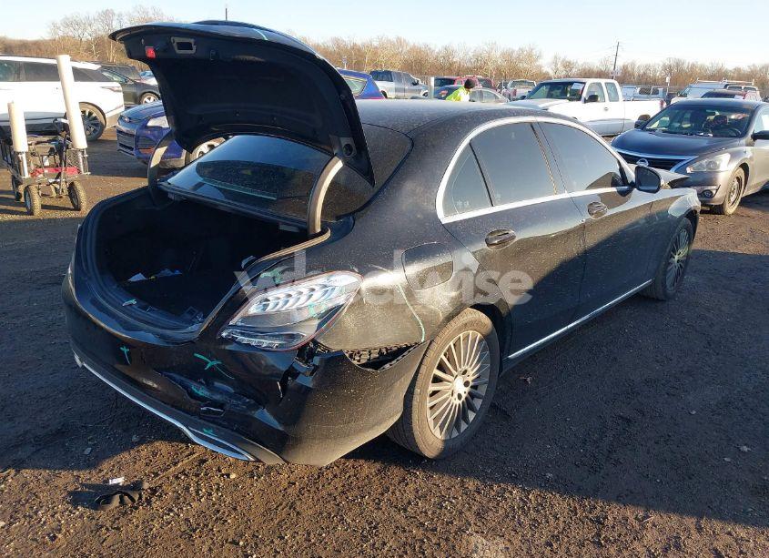 Photo 4 of 2016 Mercedes-benz C 300 LUXURY/SPORT (VIN 55SWF4JB0GU160146)