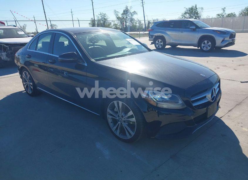 2017 Mercedes-benz C 300 LUXURY/SPORT (VIN 55SWF4JB0HU218550) main photo