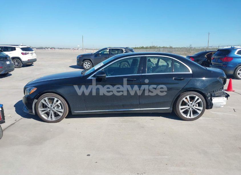 Photo 15 of 2017 Mercedes-benz C 300 LUXURY/SPORT (VIN 55SWF4JB0HU218550)