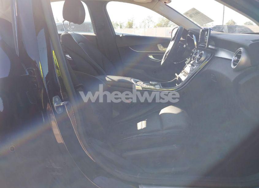 Photo 5 of 2017 Mercedes-benz C 300 LUXURY/SPORT (VIN 55SWF4JB0HU218550)