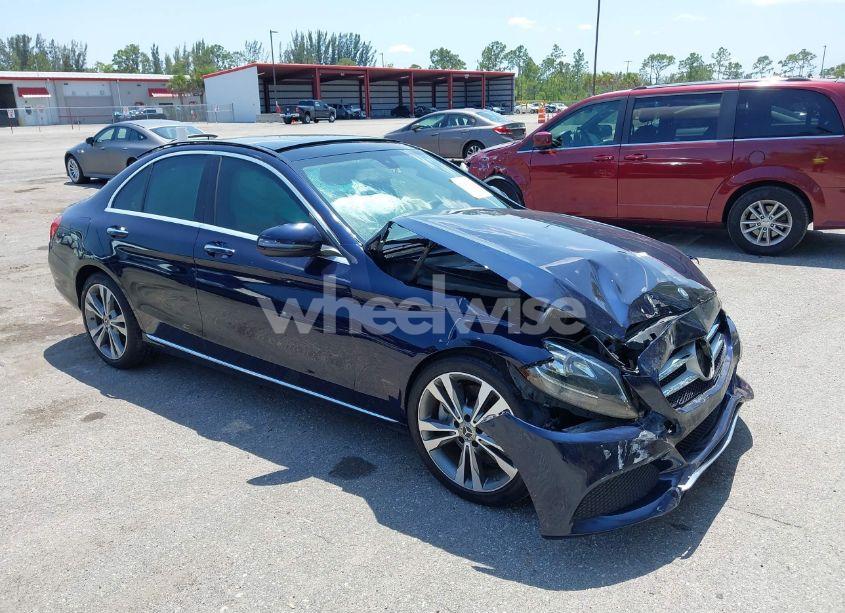 2017 Mercedes-benz C 300 LUXURY/SPORT (VIN 55SWF4JB0HU219942) main photo