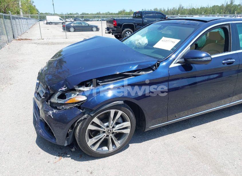 Photo 6 of 2017 Mercedes-benz C 300 LUXURY/SPORT (VIN 55SWF4JB0HU219942)