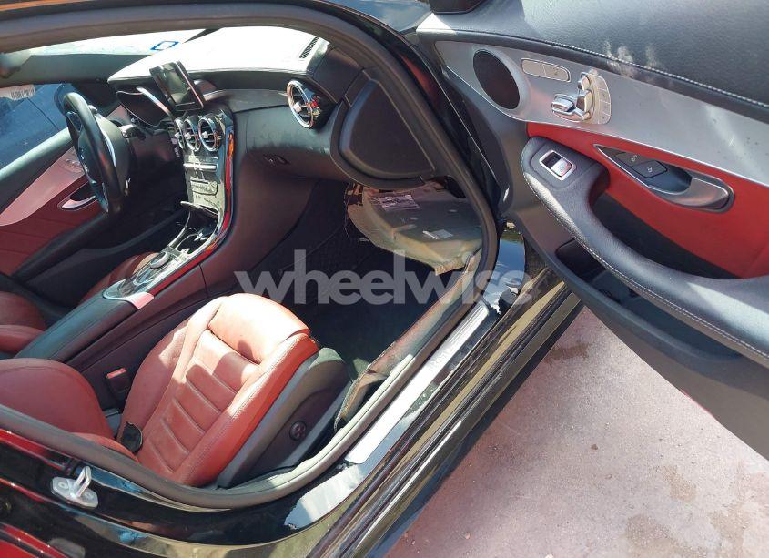 Photo 5 of 2017 Mercedes-benz C 300 LUXURY/SPORT (VIN 55SWF4JB0HU223456)