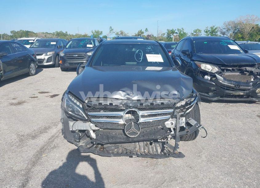 Photo 12 of 2018 Mercedes-benz C 300 (VIN 55SWF4JB0JU250663)