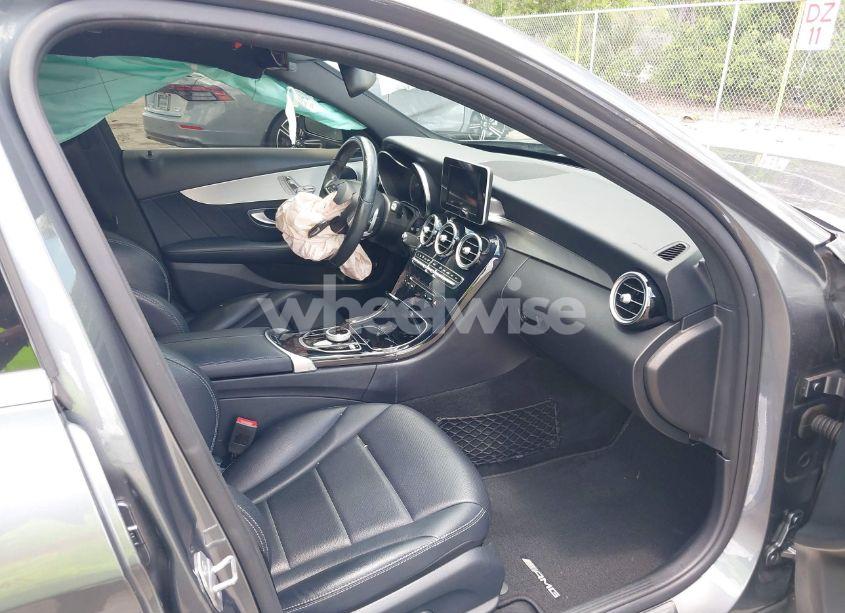 Photo 5 of 2018 Mercedes-benz C 300 (VIN 55SWF4JB0JU250663)