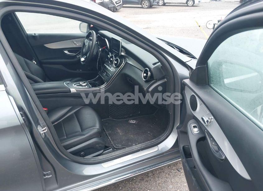 Photo 5 of 2018 Mercedes-benz C 300 (VIN 55SWF4JB0JU279631)