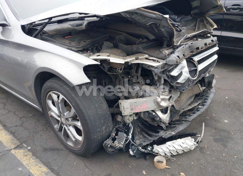 Photo 19 of 2015 Mercedes-benz C 300 LUXURY/SPORT (VIN 55SWF4JB1FU055517)