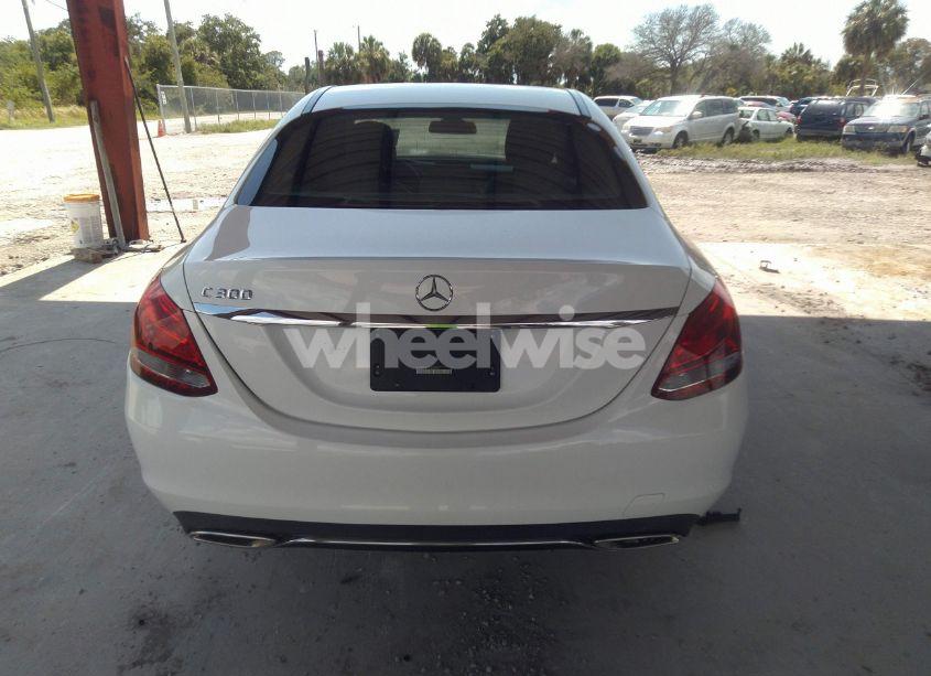 Photo 17 of 2015 Mercedes-benz C 300 (VIN 55SWF4JB1FU093085)