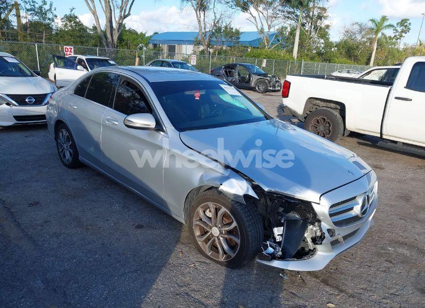2016 Mercedes-benz C 300 LUXURY/SPORT (VIN 55SWF4JB1GU178168) main photo