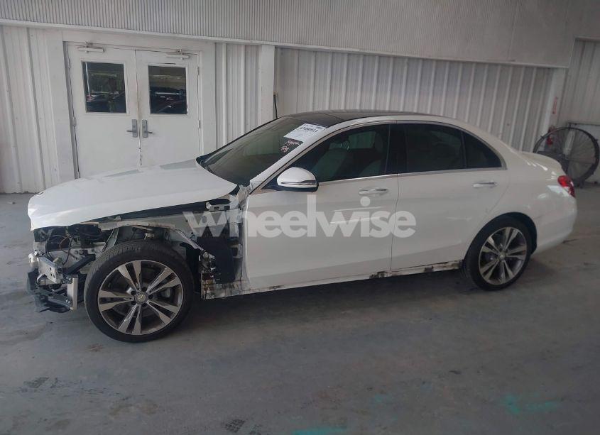 Photo 15 of 2017 Mercedes-benz C 300 LUXURY/SPORT (VIN 55SWF4JB1HU202518)