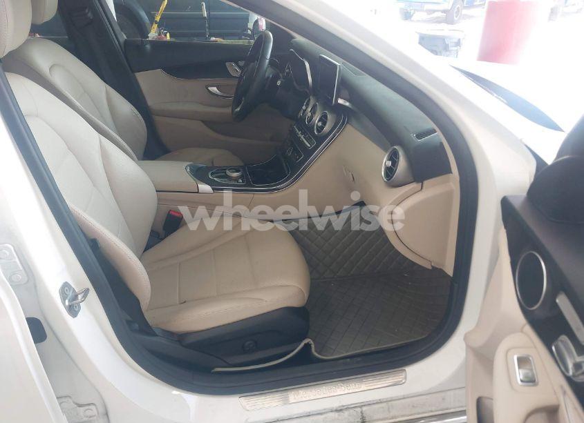 Photo 5 of 2017 Mercedes-benz C 300 LUXURY/SPORT (VIN 55SWF4JB1HU202518)