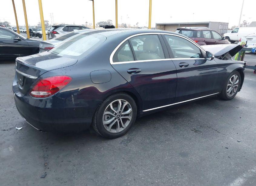 Photo 4 of 2017 Mercedes-benz C 300 LUXURY/SPORT (VIN 55SWF4JB1HU221215)