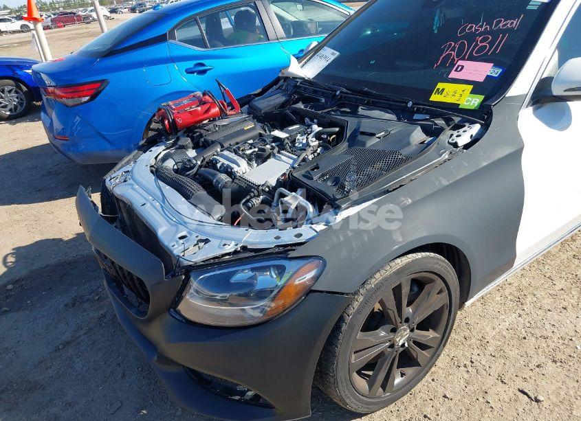 Photo 6 of 2018 Mercedes-benz C 300 (VIN 55SWF4JB1JU247111)