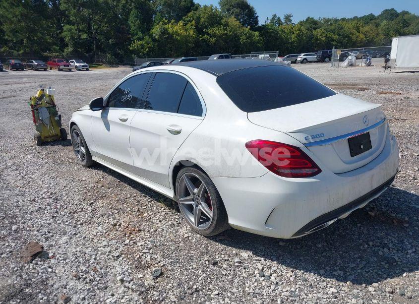 Photo 3 of 2018 Mercedes-benz C 300 (VIN 55SWF4JB1JU250428)