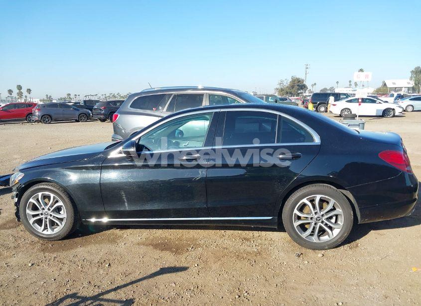 Photo 15 of 2018 Mercedes-benz C 300 (VIN 55SWF4JB1JU252180)