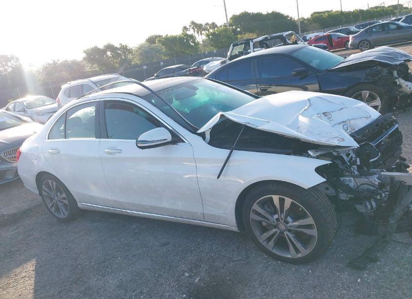 Photo 13 of 2016 Mercedes-benz C 300 (VIN 55SWF4JB2GU112731)