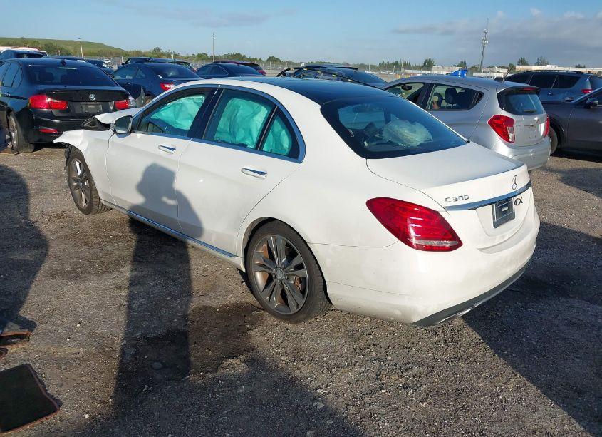 Photo 3 of 2016 Mercedes-benz C 300 (VIN 55SWF4JB2GU112731)