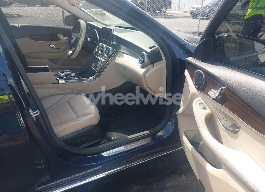 Photo 5 of 2016 Mercedes-benz C 300 LUXURY/SPORT (VIN 55SWF4JB2GU123809)