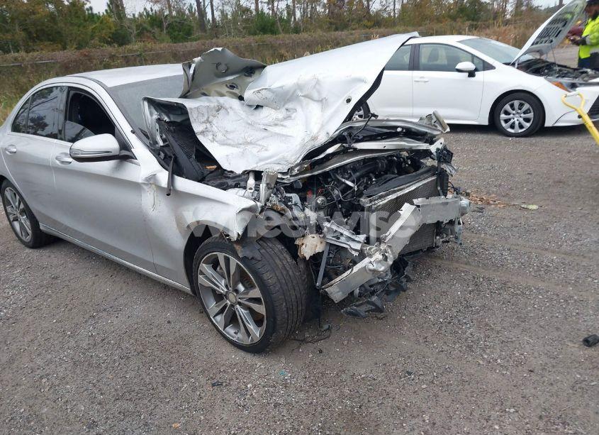 2016 Mercedes-benz C-class C 300/LUXURY/SPORT (VIN 55SWF4JB2GU129691) main photo