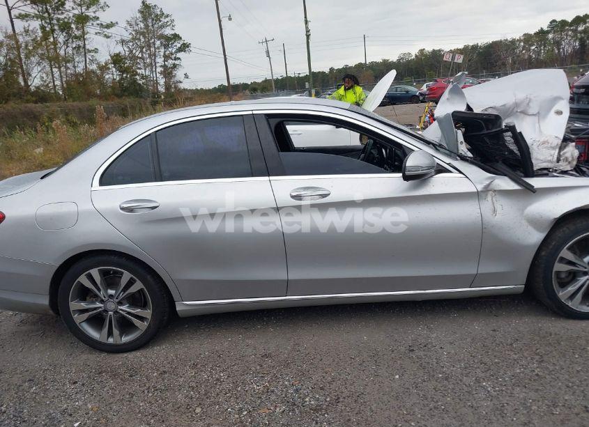 Photo 13 of 2016 Mercedes-benz C-class C 300/LUXURY/SPORT (VIN 55SWF4JB2GU129691)