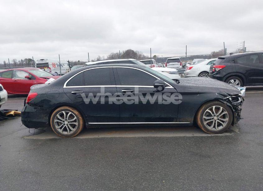 Photo 13 of 2016 Mercedes-benz C 300 LUXURY/SPORT (VIN 55SWF4JB2GU131442)