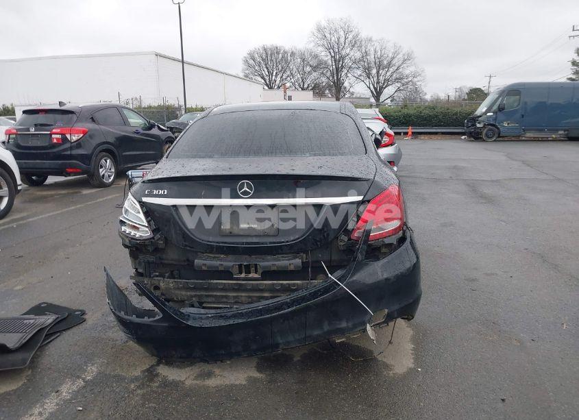 Photo 16 of 2016 Mercedes-benz C 300 LUXURY/SPORT (VIN 55SWF4JB2GU131442)