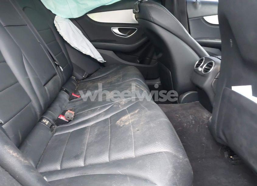 Photo 8 of 2016 Mercedes-benz C 300 LUXURY/SPORT (VIN 55SWF4JB2GU131442)