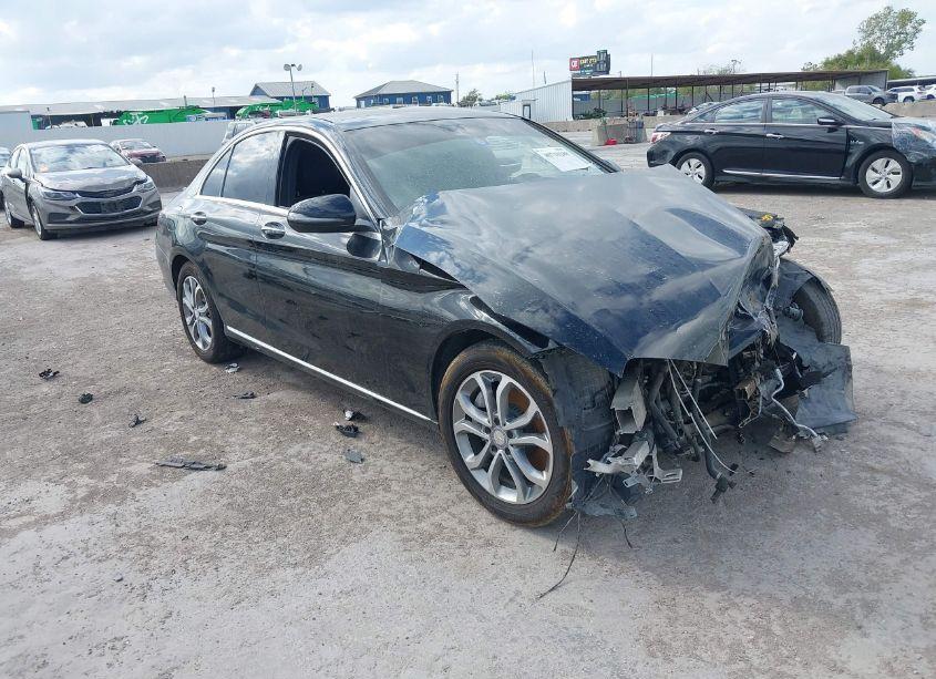 2016 Mercedes-benz C 300 LUXURY/SPORT (VIN 55SWF4JB2GU146734) main photo