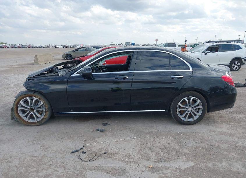 Photo 15 of 2016 Mercedes-benz C 300 LUXURY/SPORT (VIN 55SWF4JB2GU146734)
