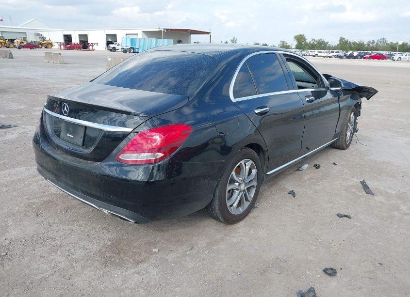 Photo 4 of 2016 Mercedes-benz C 300 LUXURY/SPORT (VIN 55SWF4JB2GU146734)