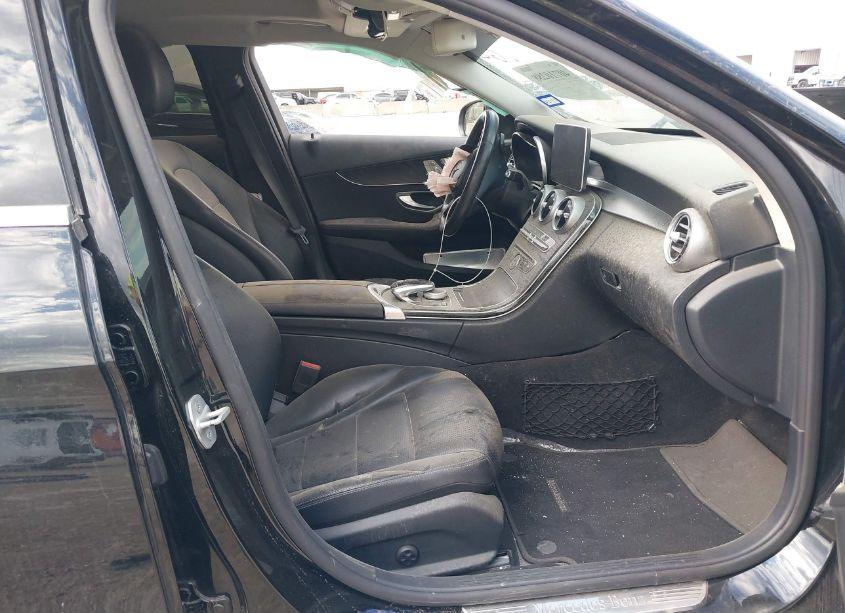 Photo 5 of 2016 Mercedes-benz C 300 LUXURY/SPORT (VIN 55SWF4JB2GU146734)