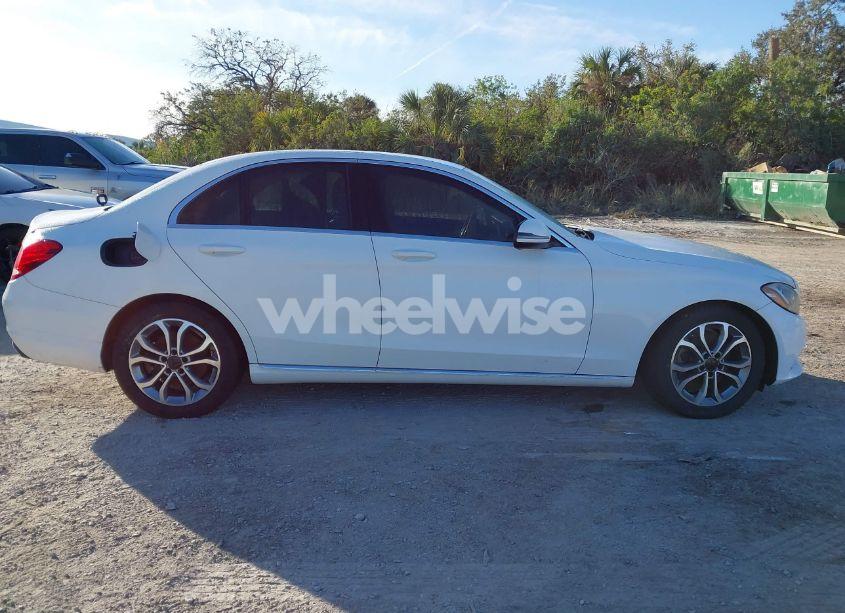 Photo 14 of 2016 Mercedes-benz C 300 (VIN 55SWF4JB2GU159273)