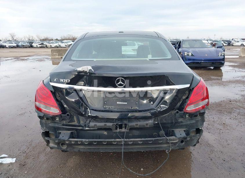 Photo 17 of 2016 Mercedes-benz C 300 LUXURY/SPORT (VIN 55SWF4JB2GU176221)
