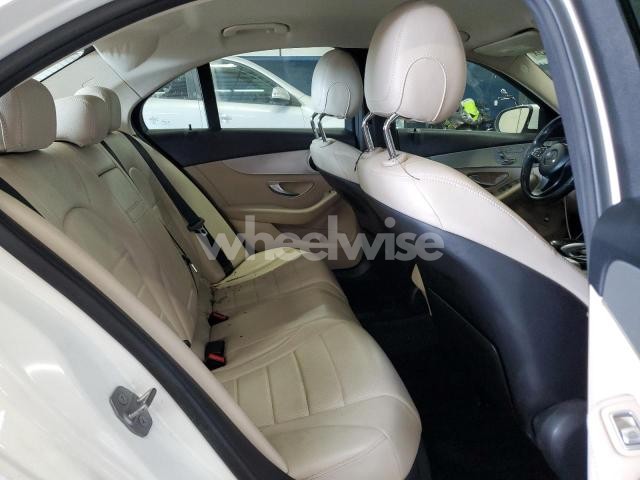 2016 MERCEDES-BENZ C 300 (VIN 55SWF4JB2GU176557) main photo