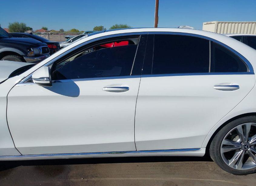 Photo 15 of 2017 Mercedes-benz C 300 LUXURY/SPORT (VIN 55SWF4JB2HU218551)