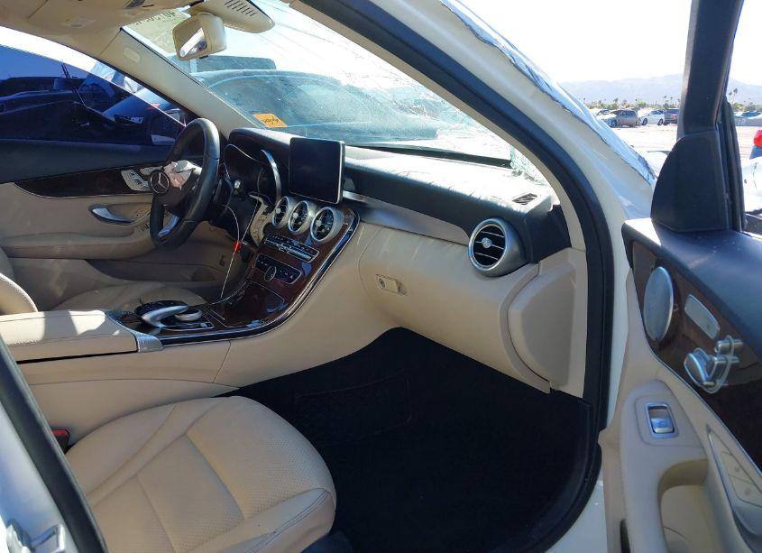 Photo 5 of 2017 Mercedes-benz C 300 LUXURY/SPORT (VIN 55SWF4JB2HU218551)