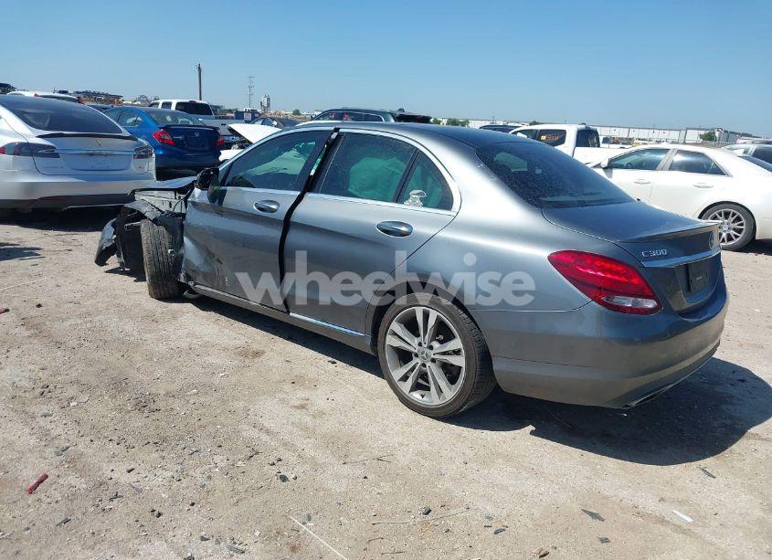 Photo 3 of 2017 Mercedes-benz C 300 LUXURY/SPORT (VIN 55SWF4JB2HU218808)