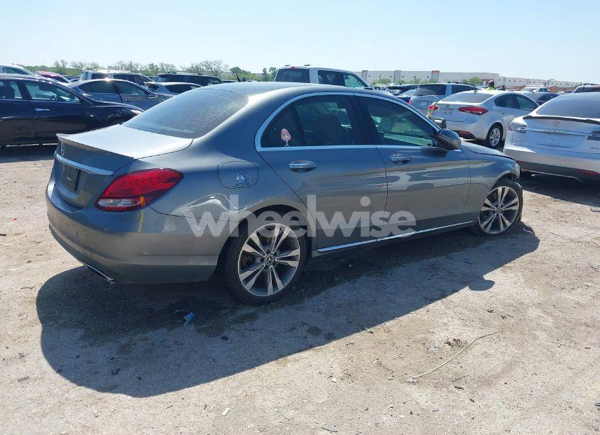 Photo 4 of 2017 Mercedes-benz C 300 LUXURY/SPORT (VIN 55SWF4JB2HU218808)
