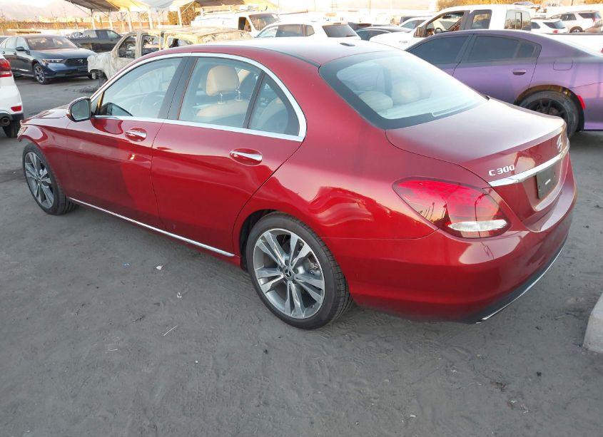 Photo 3 of 2018 Mercedes-benz C 300 (VIN 55SWF4JB2JU277640)