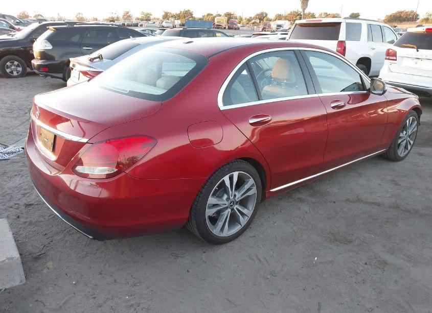 Photo 4 of 2018 Mercedes-benz C 300 (VIN 55SWF4JB2JU277640)